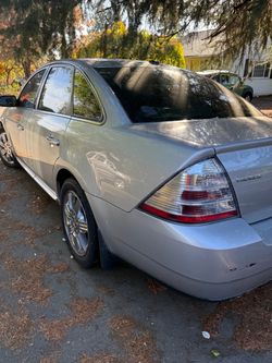 2009 Ford Taurus