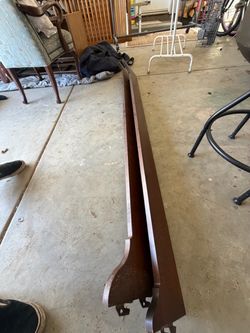 Sleigh bed frame