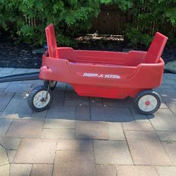 Radio Flyer  Wagon With Seat Belts,  Back Support & Cup Holder