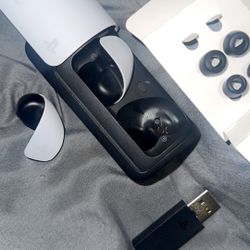 PlayStation Pulse Earbuds