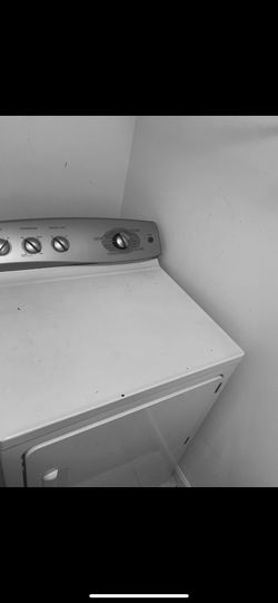 DRYER WITH RACK ( EVERYTHING WORKS PERFECT)
