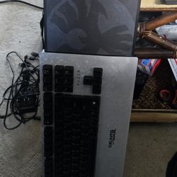 Razer Turret Gears Of War Edition (DEAD KEYBOARD) With Box 