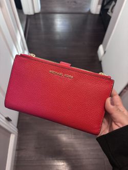 Micheal’s Kors wristlet