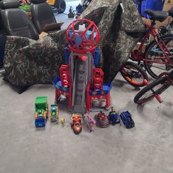 Paw Patrol Ttower and Most Of The Gang