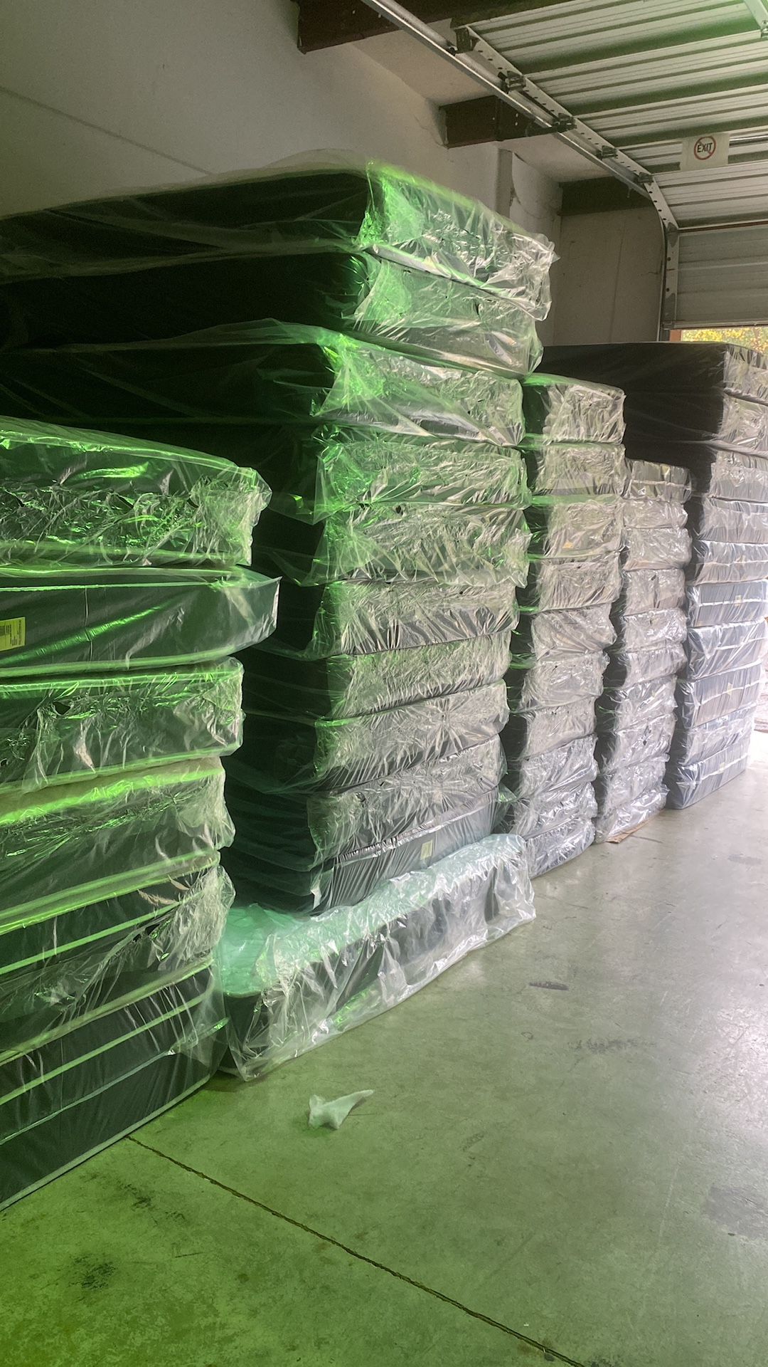 Full Regular Set New In Plastic Free Delivery In Atlanta