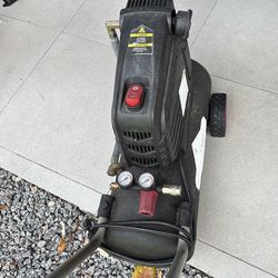 Air compressor