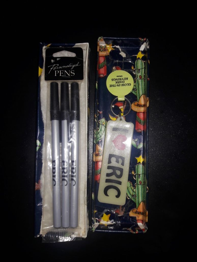 I ❤ Eric Gift set! Pens/Key Chain (Glow in the Dark)