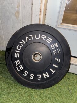 Signature Fitness 25 LB Bumper Plate