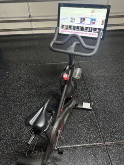 Peloton Bike Model PLTN-RB1VQ 21 HD Touch Screen.