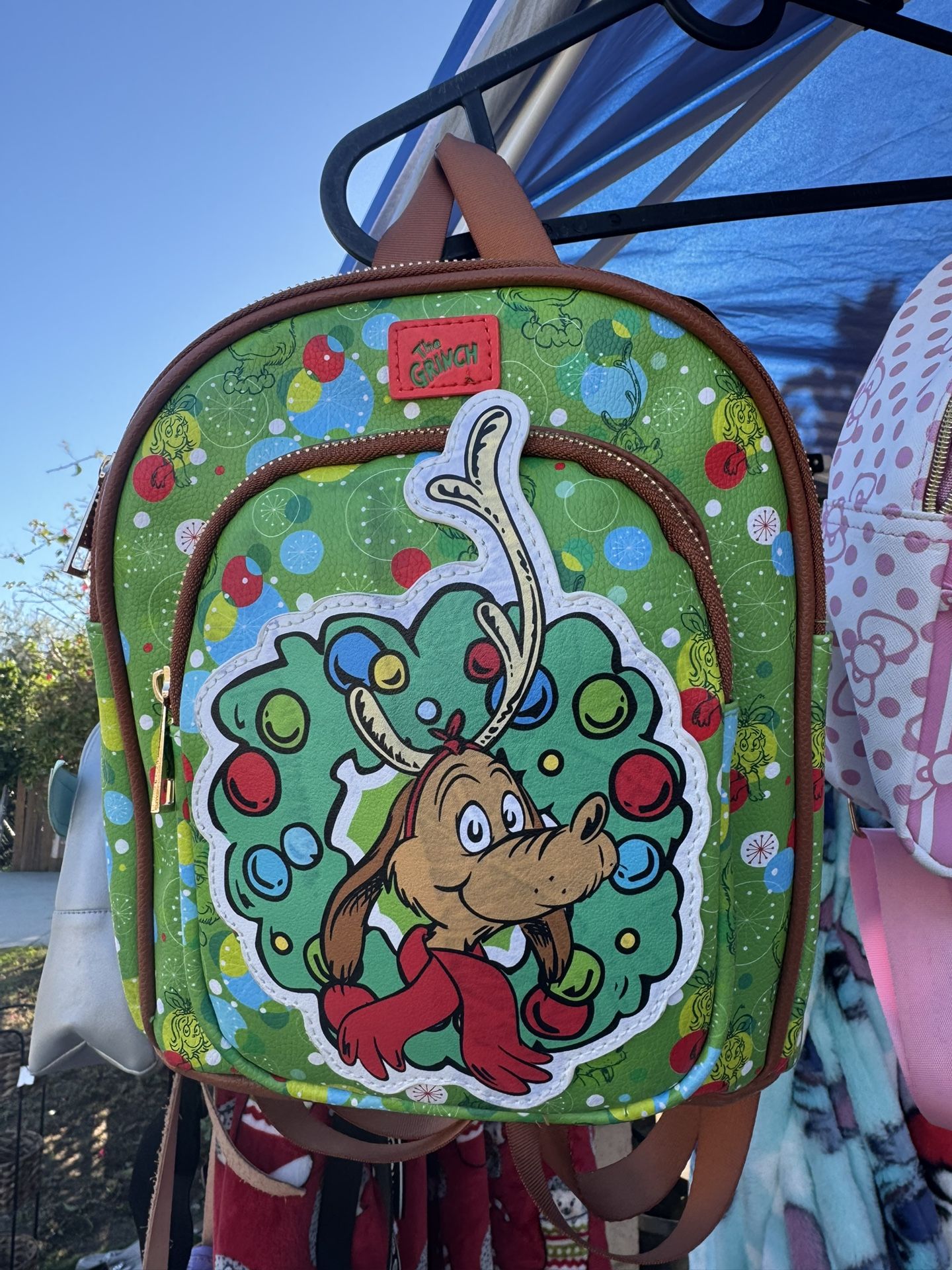 Hello Kity ,Grinch  ,stitch 