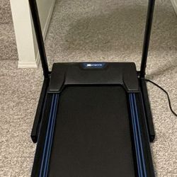 XTERRA Fitness TR Folding Treadmill Offers Welcome 