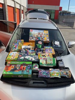 Huge LEGO bundle lot — mostly brand new/sealed sets with a mix of Creator 3-in-1, Minecraft, Friends, Star Wars, Technic, Super Mario, polybags, and m