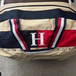 Tommy Hilfiger BIG! Duffle Bag. 