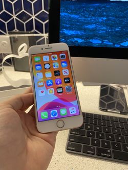 iPhone 7 128GB unlocked to any carrier! Like new!