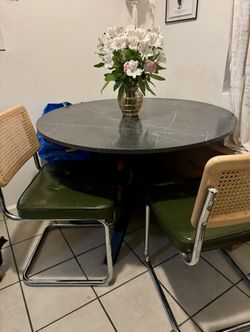 IKEA Round DinningTable