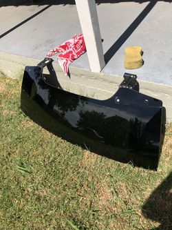 2016 Chevy Tahoe Ltz backglass (USED)
