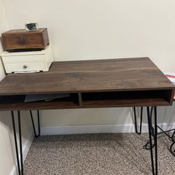 Like New Desk