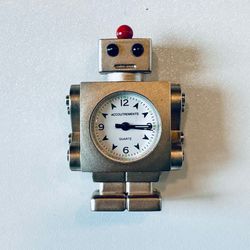Cute Little Robot Clock