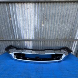  2016 2017 2018 2019 Mercedes Benz GLE Class GLE43 GLE300 GLE350 GLE400 GLE550 Front Bumper Lower Grille Valance OEM (ORIGINAL)