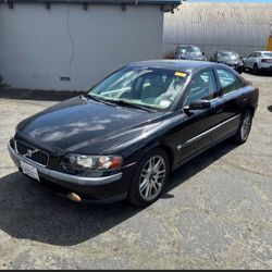 2004 Volvo S-60