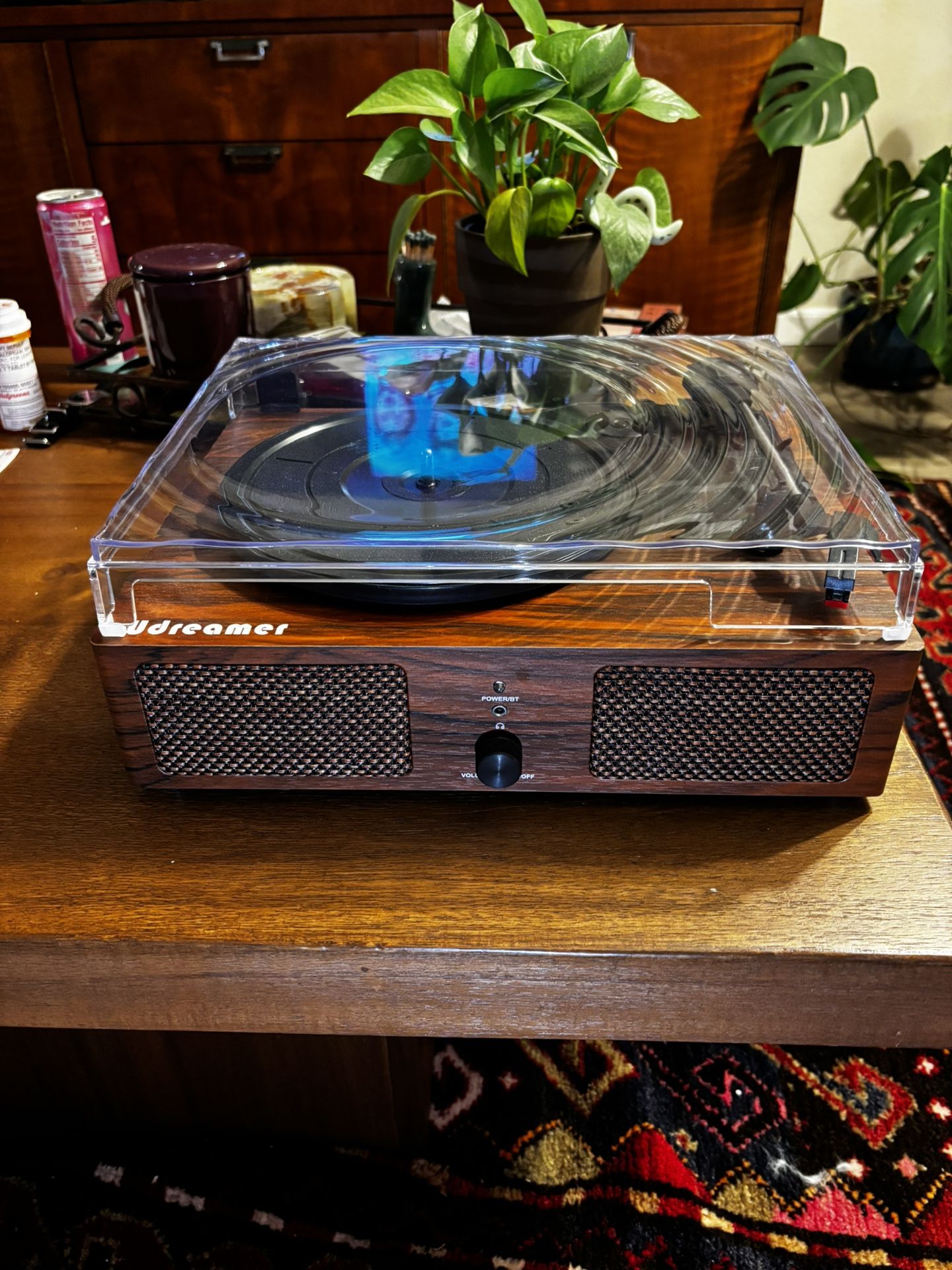Vinyl record player