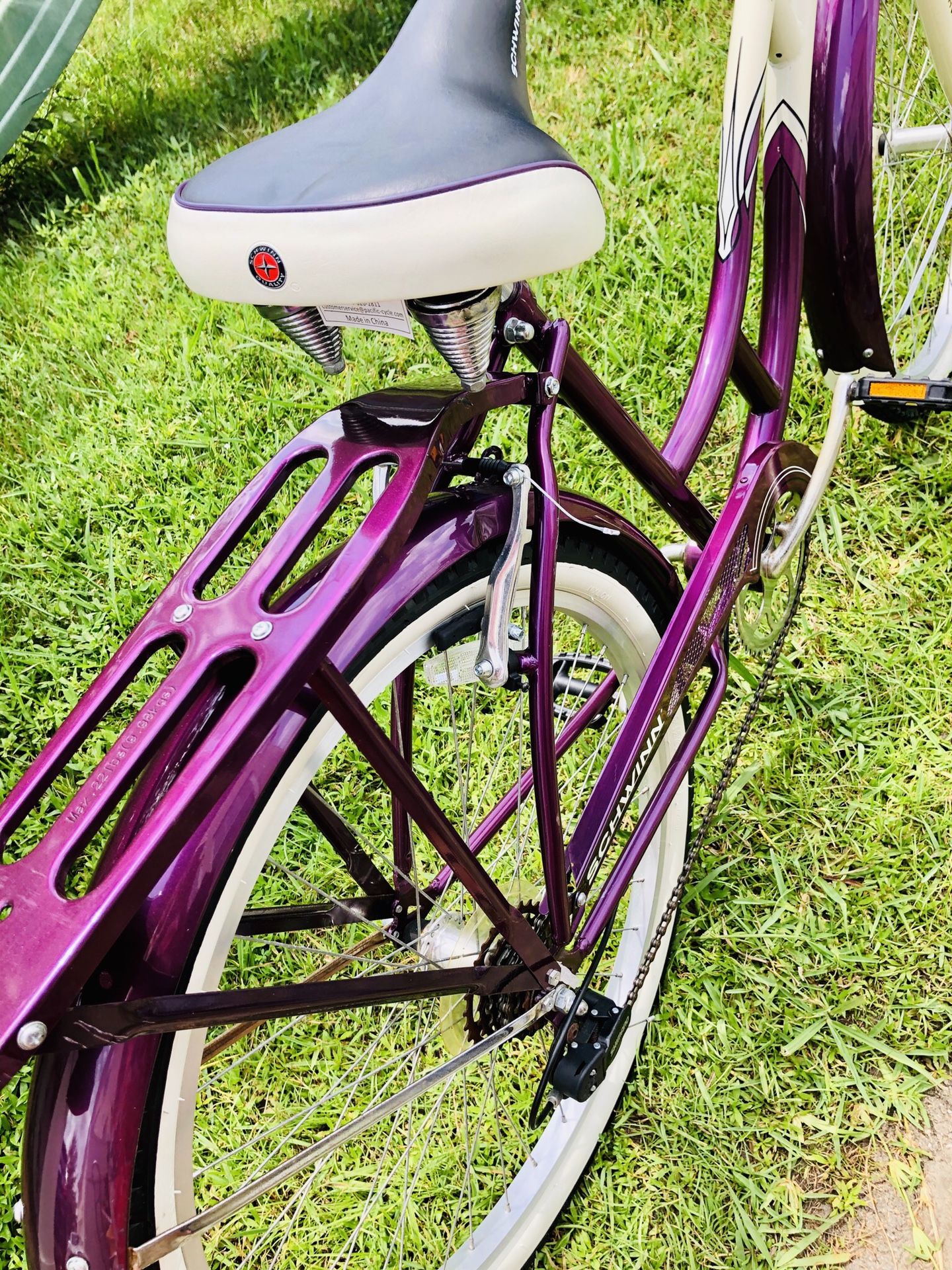 schwinn bike sanctuary 7