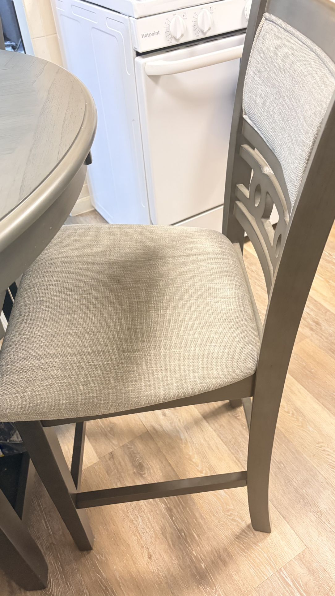 Dining Table With 4 Chairs