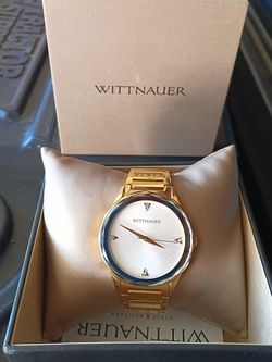 Wittnauer WN3094 Gold/colored Stainless Luxery Watch w/ Original Box