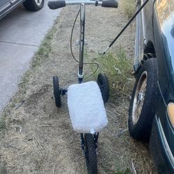 All-Terrain Foldable Three Wheel Knee Cycle