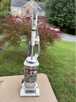 Vacuum cleaner. Great quality and brand, Shark Navigator LiftAway.