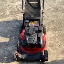 Troy -Bilt Bagger 6.0