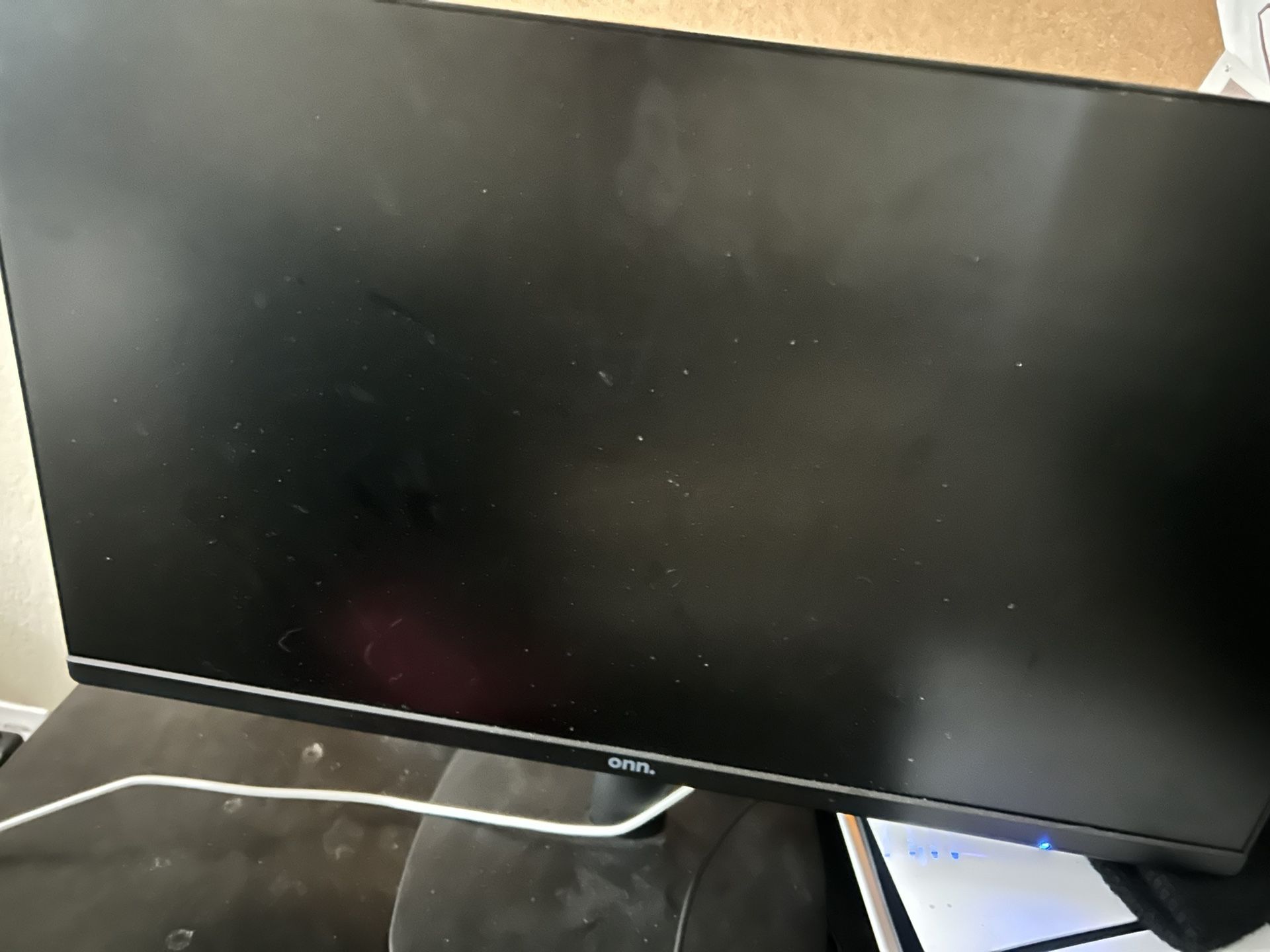 Onn Monitor