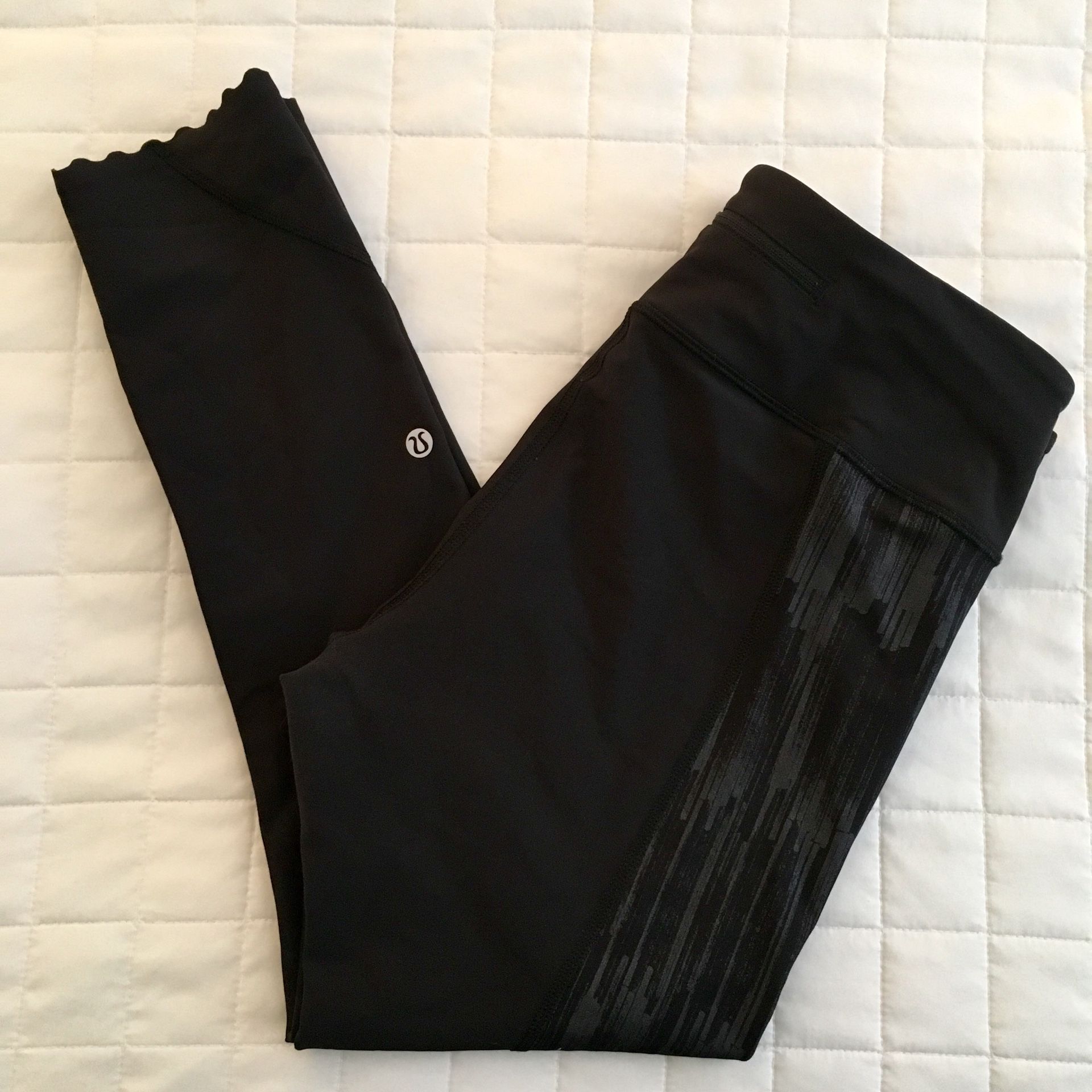 Lululemon. Tight Stuff Tight. Scratch Match Black. lululemon athletica for  Sale in Woodinville, WA - OfferUp