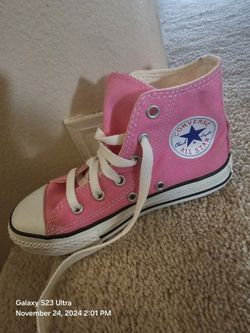 Girl's Pink High Top Converse  Sz 12.5
