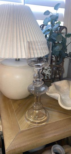 Candle holder