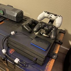 PS4 Pro Bundle – 3 Controllers + 1TB External SSD