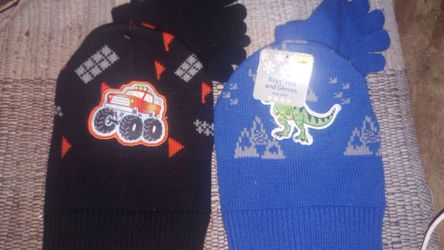 2 boys hat beanie and gloves one size fits all new