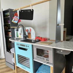 Kids Kitchen And Restaurant