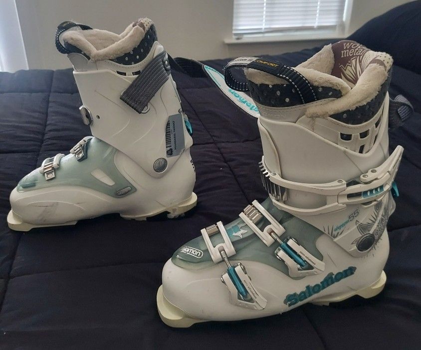 Salomon Ski Boots