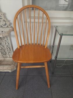 Set of 2 Vintage Style Wooden Windsor Side Chairs