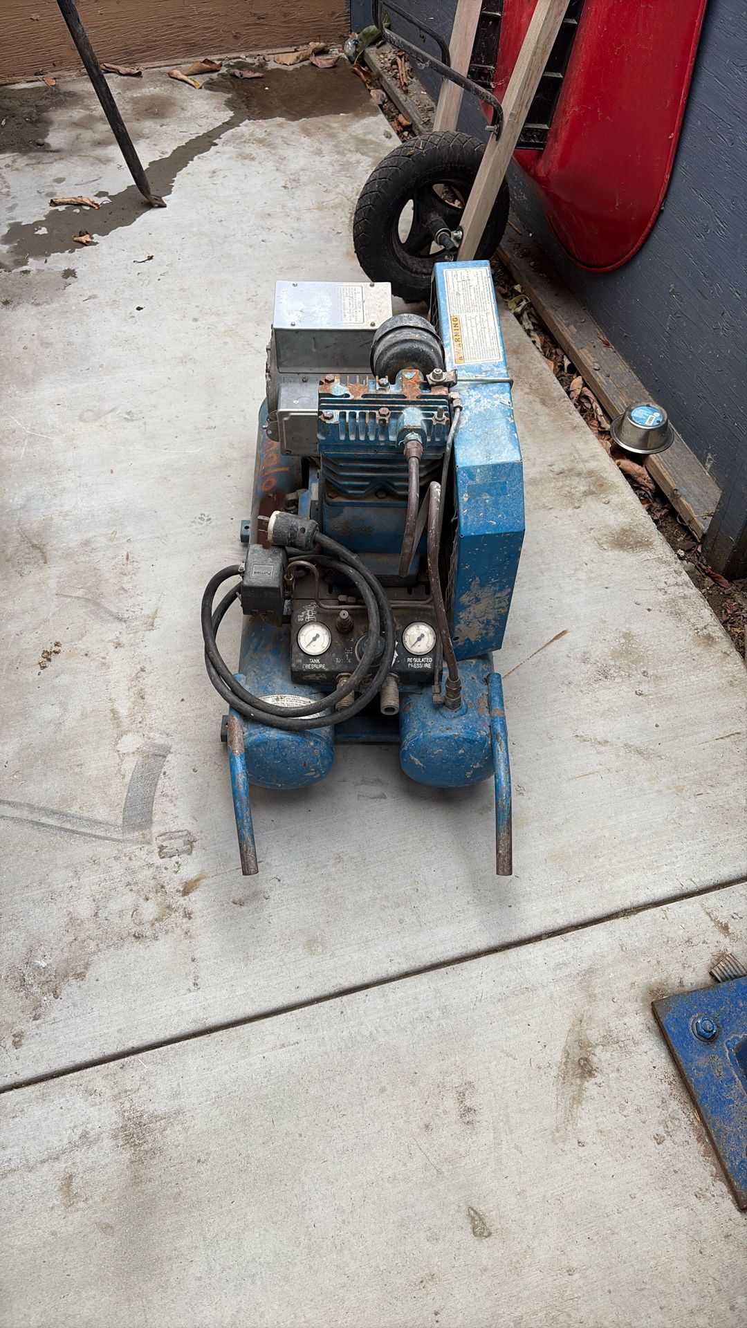 Air Compresor 120 Volts — 220 Volts