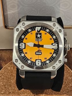 U.S. Army Men’s Watch 200M Water Resistant – Black & Yellow – Used Good Condition