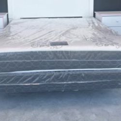 Full Size Mattress 