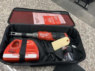 Milwaukee 12v Fuel Brushless 3/8” Extended High Speed Ratchet With Battery, Charger And Soft Case