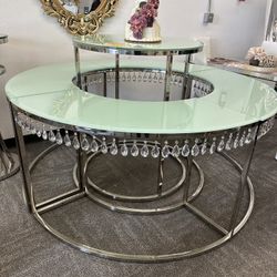 Full Cake Table