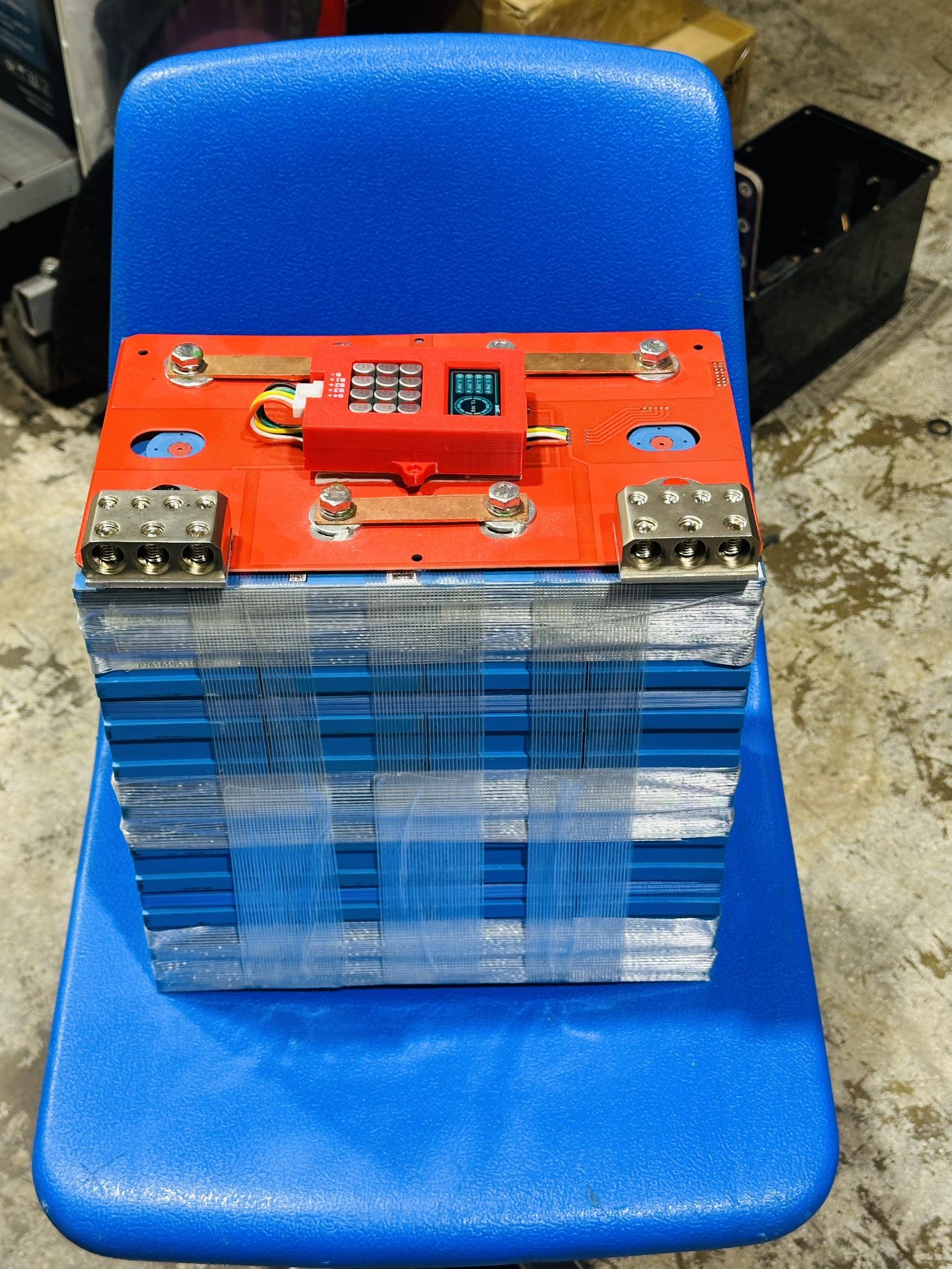 200Ah Lithium Battery Deep Cycle Cells CALB FOR Solar/wind Lifpo4/ 4PCS 3.2V NEW