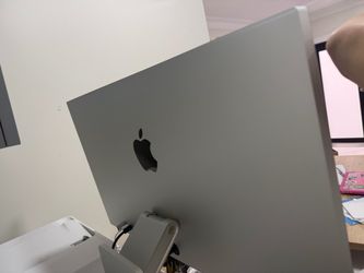 Apple Studio Display