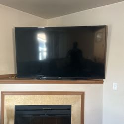 Samsung 60” TV