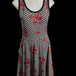 LULAROE DRESS (XS)