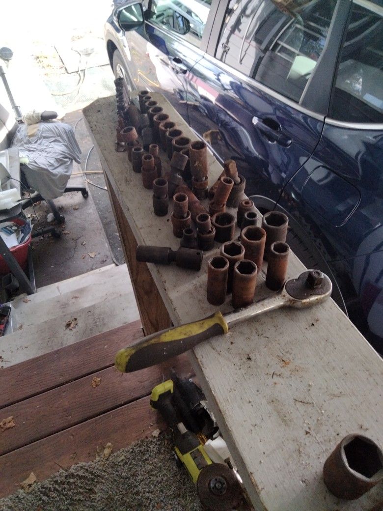 At Least 40 Impact Sockets 3/8 And 1/2 In In Swivels And I Have Both Sockets For Removing Ford Drive Shaft